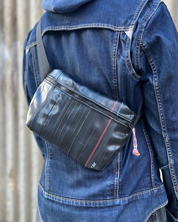 Aka deals fanny pack